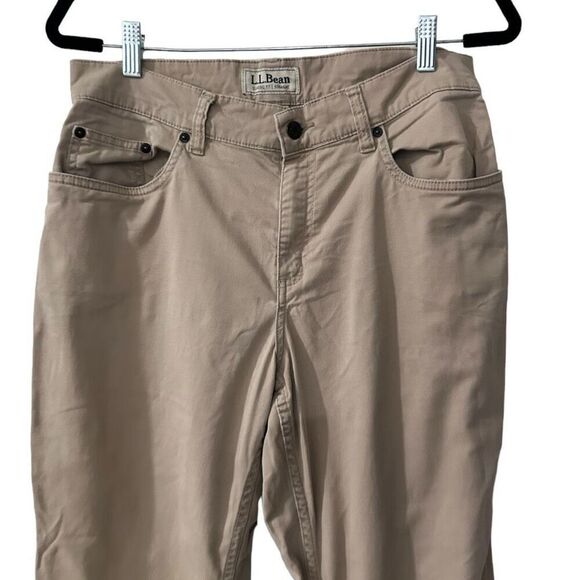 L.L. Bean Tan Classic Fit Straight Leg Khaki Pants Size 12 Petite Classic - Picture 3 of 14